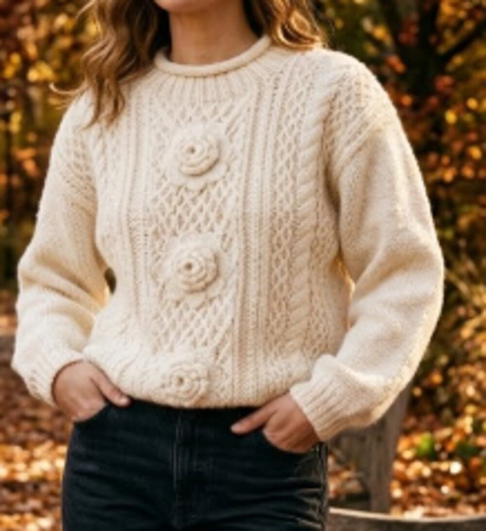 Shenanigans Vintage Ivory Hand Knit Pullover Sweater sz M